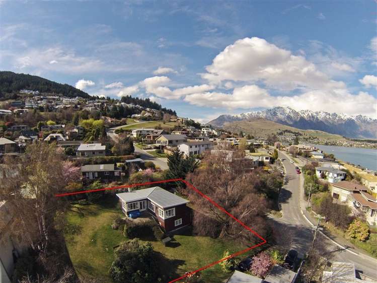 32 Suburb Street Queenstown_2