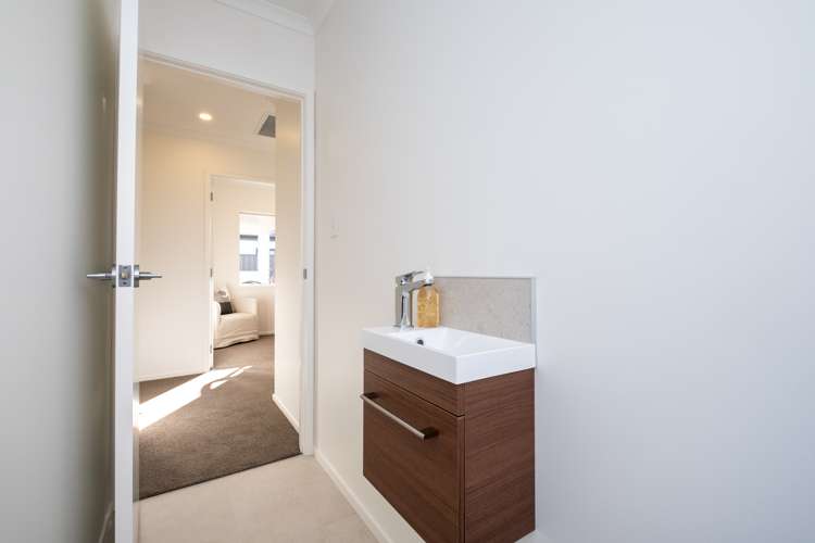 76 Pelorus Avenue Poraiti_21