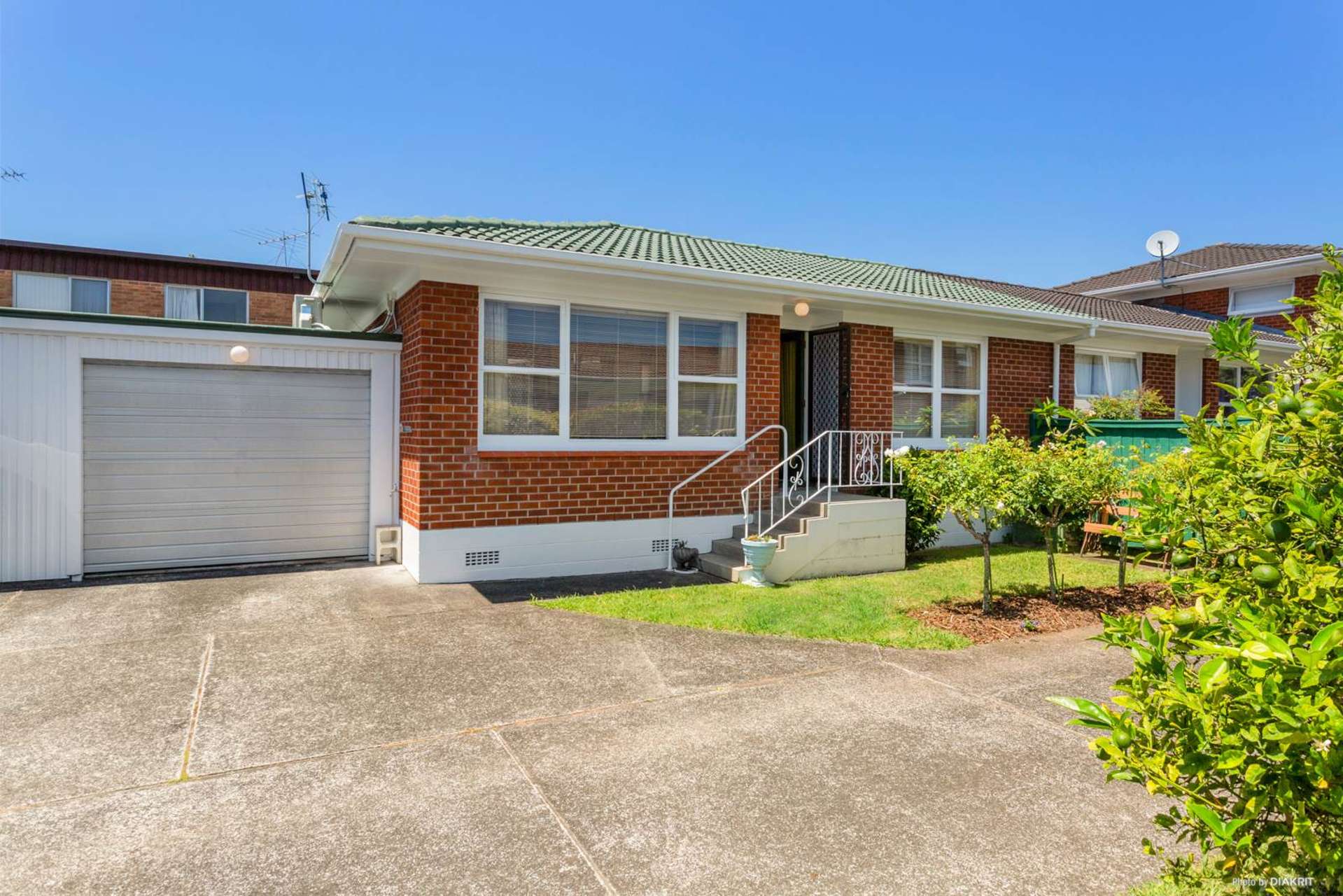 2/22 Inverness Road Browns Bay_0