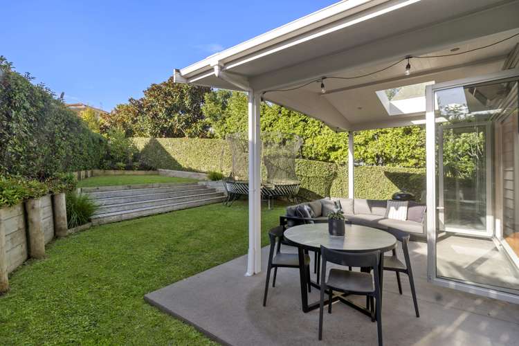 2a Grove Road Narrow Neck_6