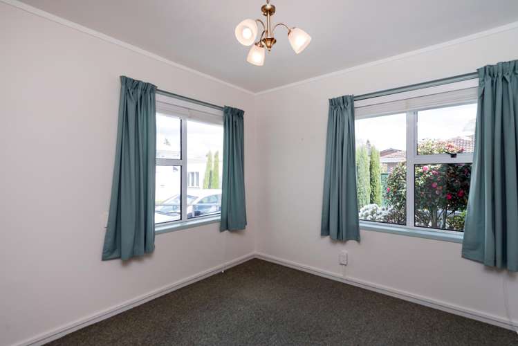 56A Sophia Street Glenholme_14