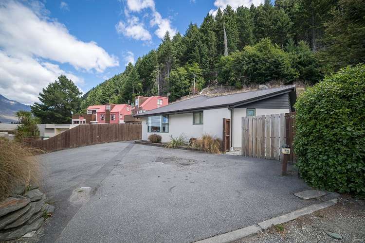 1/7 Kiely Lane Queenstown_3