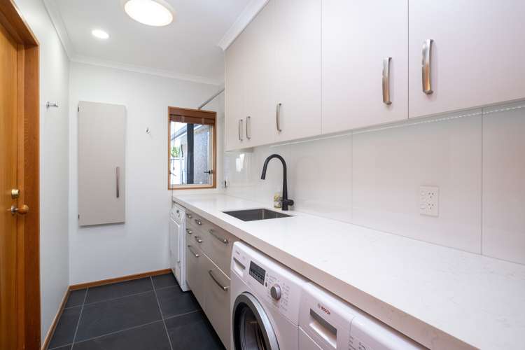 300 Nottingley Road Frimley_30