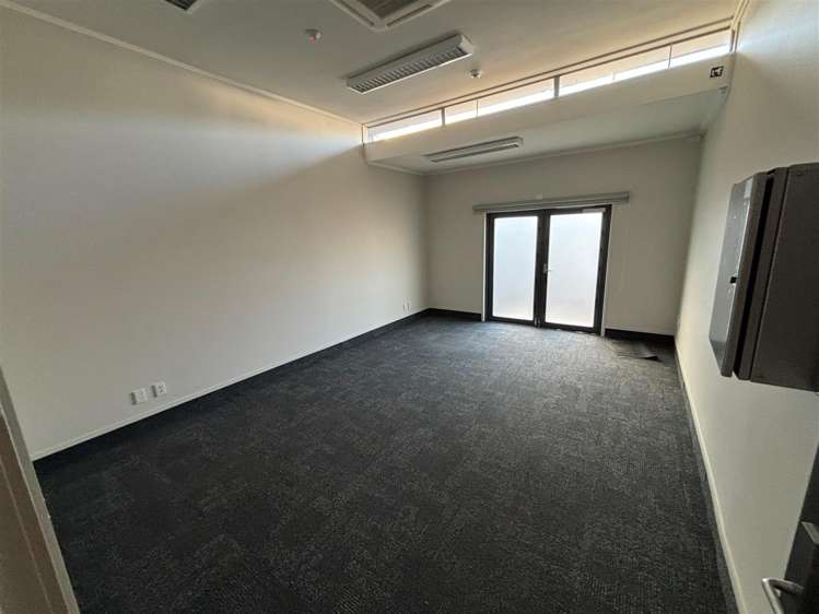 Various at 650 Te Rapa Road Te Rapa_10