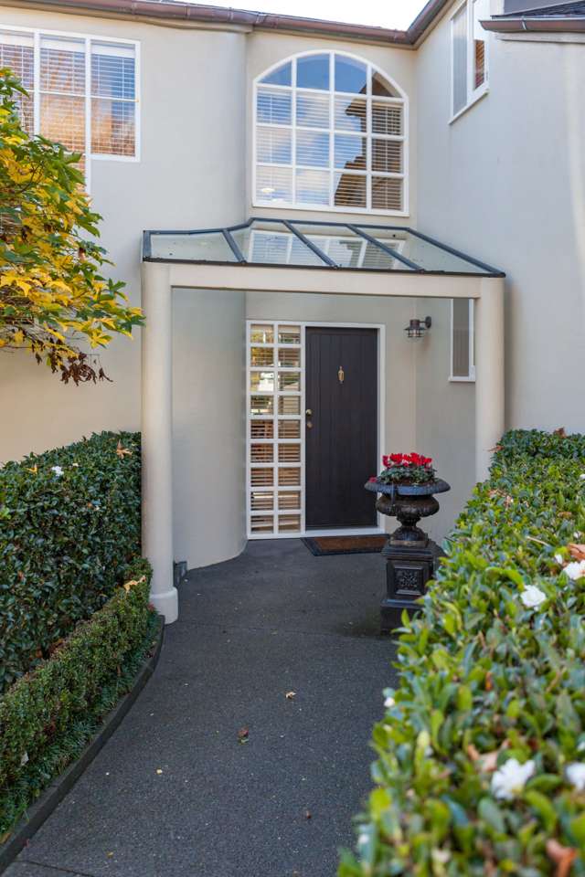 2/2 Martin Avenue Remuera_1