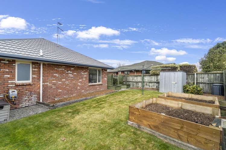 4 Paget Drive Woodend_14