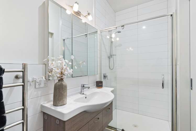 2/27 Powell Street Avondale_21