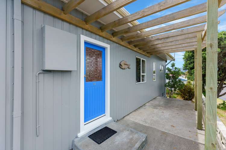 22 Marine Parade Otaki Beach_17