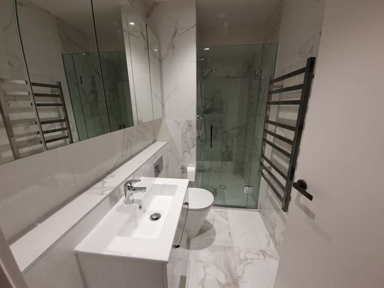 47 Beach Road Pahurehure_8