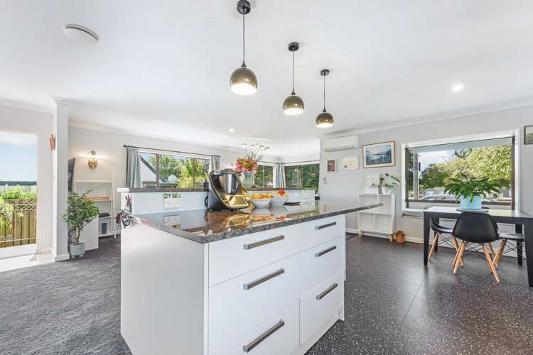 8 Hobhouse Street Stoke_13