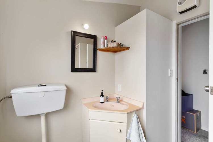 765 Two Chain Road Swannanoa_11