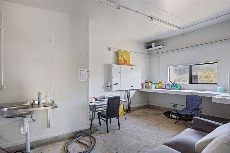 57 Hall Road Hikuai_12