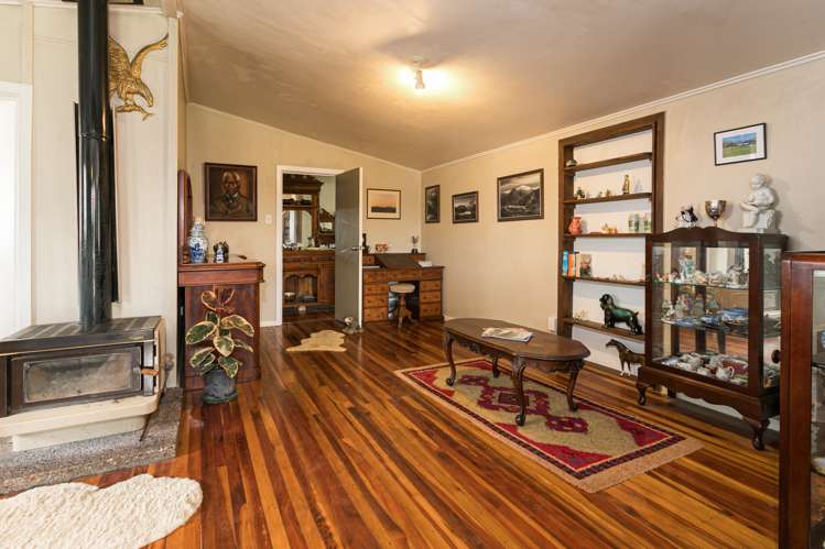 11 Smith Street Waipukurau and Surrounds_7