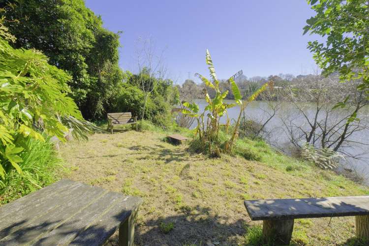 23 Riverbank Road Okoia_25