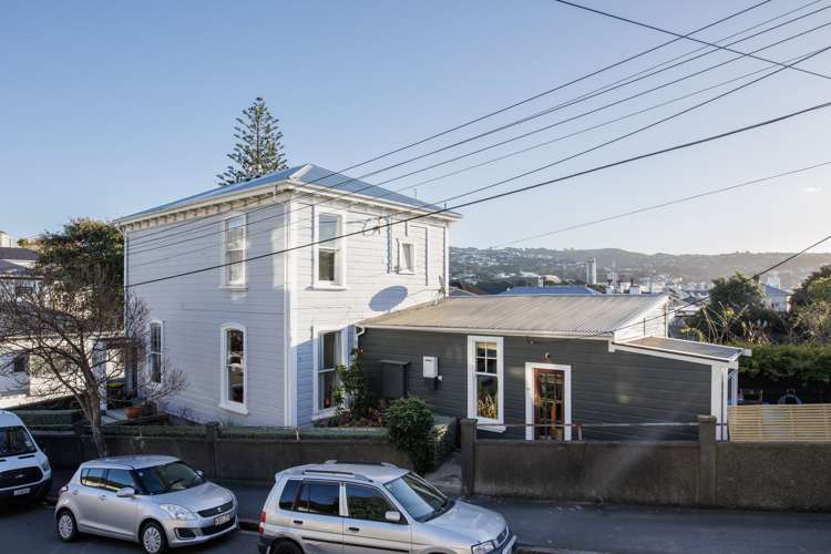 19 Armour Avenue Mount Victoria_18