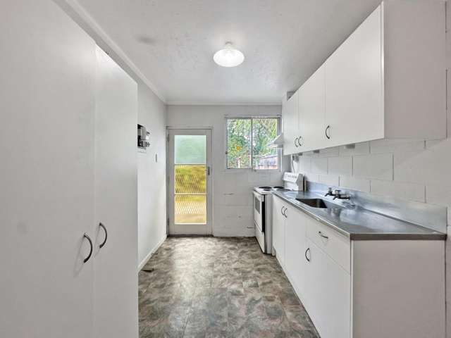 17E Surrey Road 1227_1