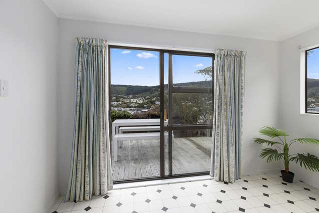 19a Tawa Terrace Tawa_2