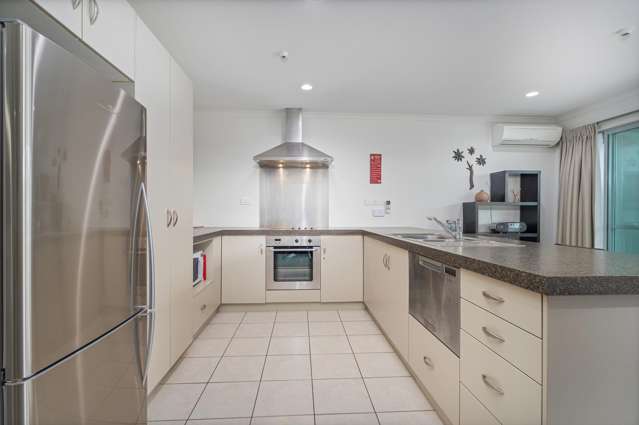 U3, 86 Albert Street Whitianga_4