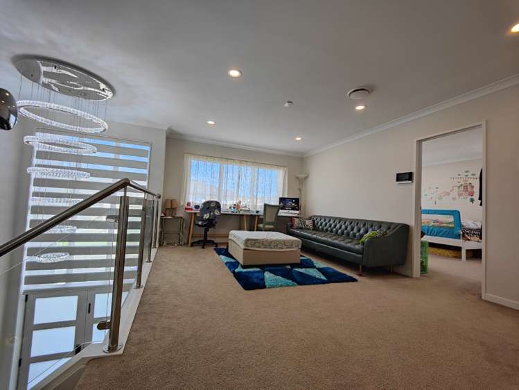 27 Horsefields Drive Flat Bush_10