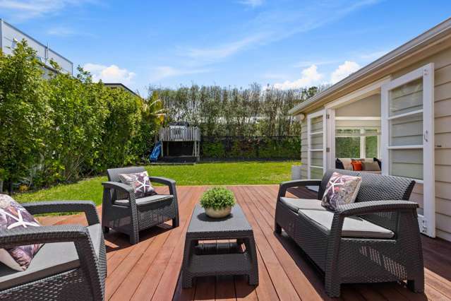 28 Hanlon Crescent Devonport_1
