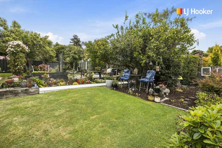 61 Hazel Avenue Caversham_18