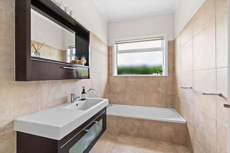 1019 Omahu Road Frimley_15