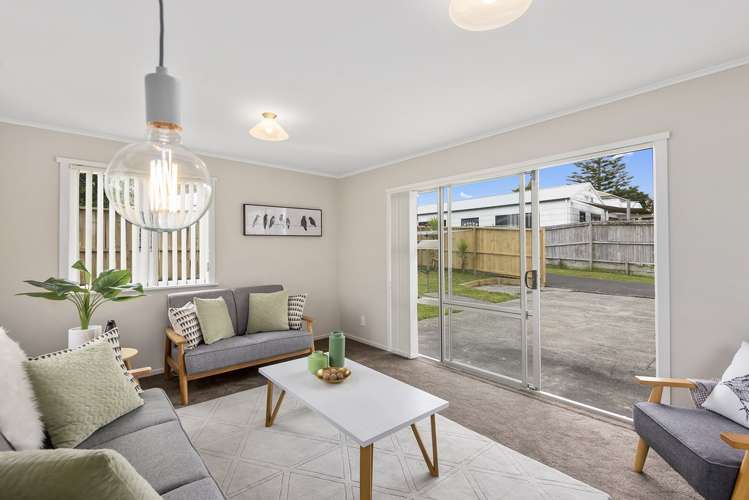 1/15 Jellicoe Road Manurewa_4