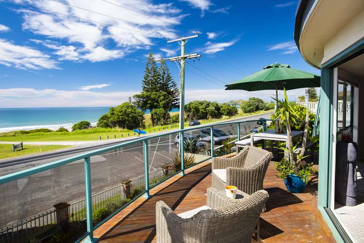 64 Moana Road Okitu_17