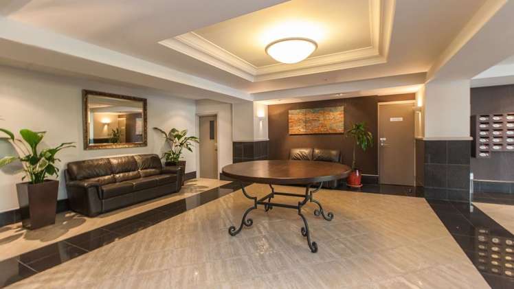 4a/1 Emily Place Auckland Central_13