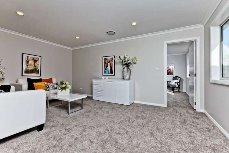 61 Bernard Magnus Lane Greenhithe_17