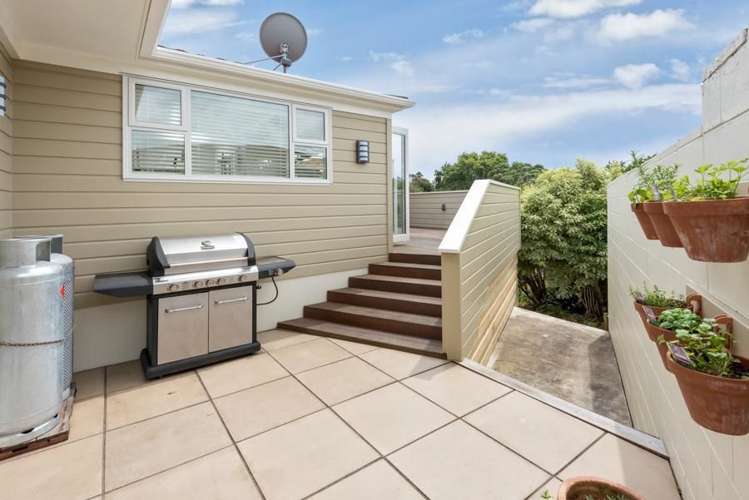 6 Tanglewood Place Cockle Bay_6