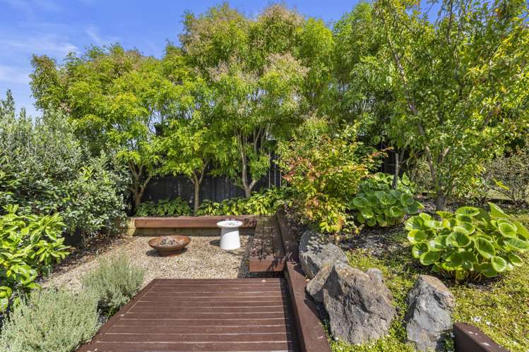 8 Dinning Road Riverhead_12