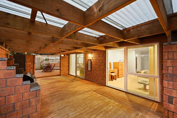 115 Barrington Drive Huntington_13