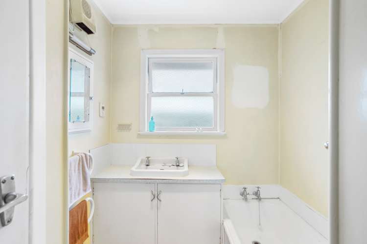 65 Hutchinsons Road Bucklands Beach_19