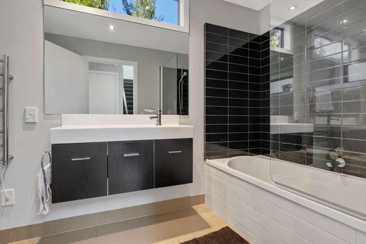 2/27 Au Redfern Terrace Arthurs Point_12