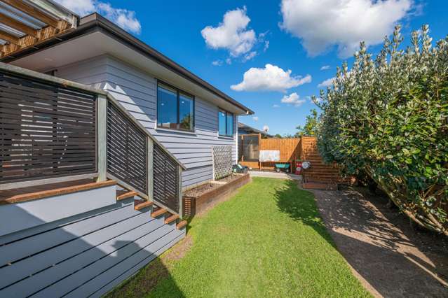 7 Raabia Close Parakai_3