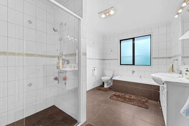 286 Sturges Road Henderson Heights_24