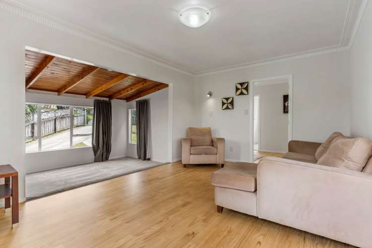 9 Surat Place Glen Eden_18