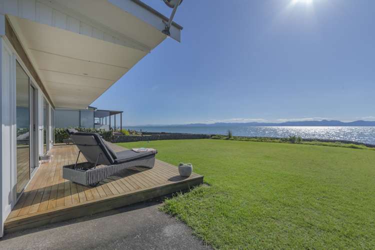 1880 East Coast Road Whakatiwai_2