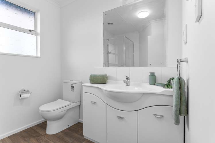 17 East Way Durie Hill_15