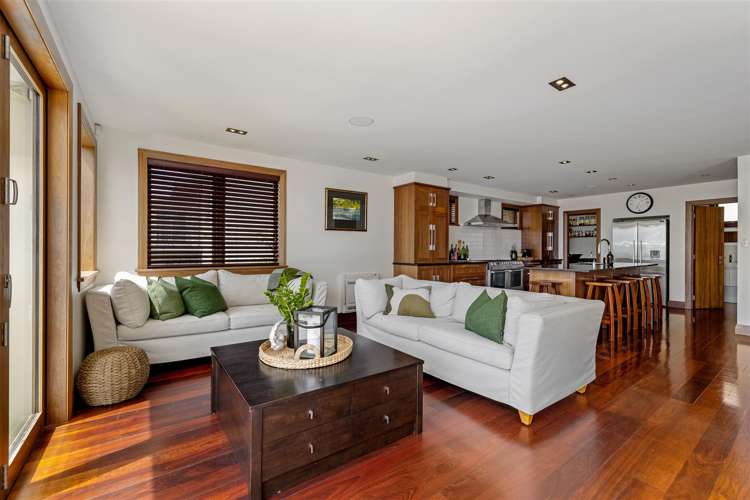 30 Tuawera Terrace Clifton_5