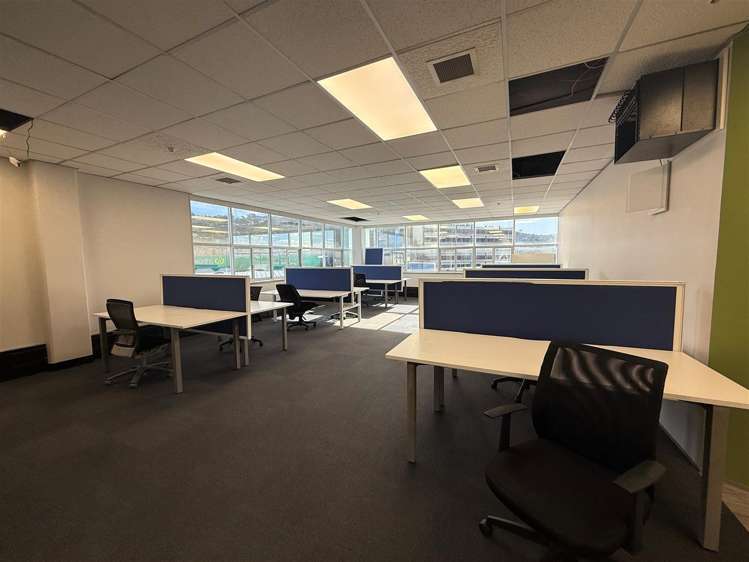 Level 2, Suite 3, 29 Waterloo Road Lower Hutt_11