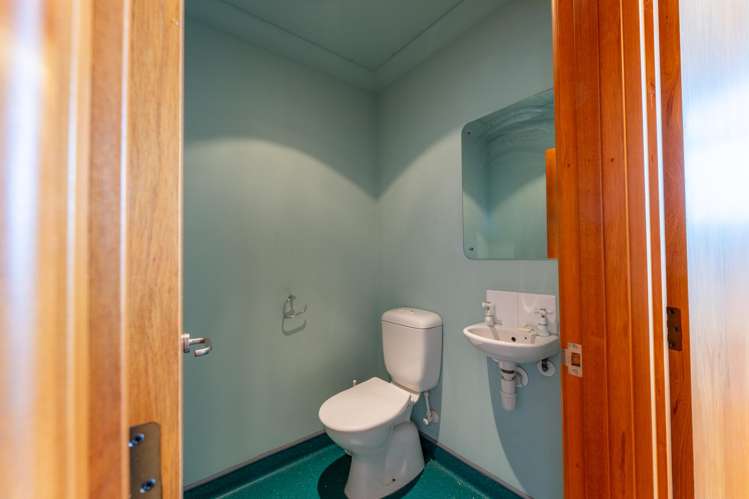 72A High Street Kensington_22