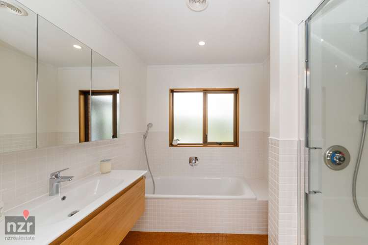 14 Sandstrom Grove Feilding_2