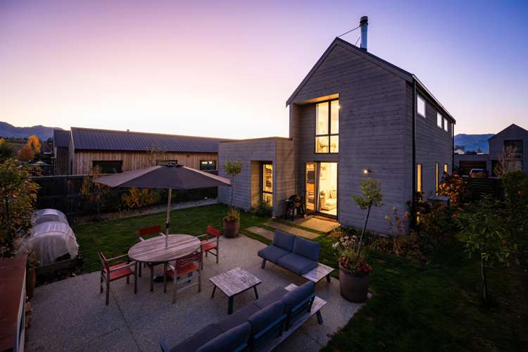 8 Glen Dene Crescent Wanaka_21