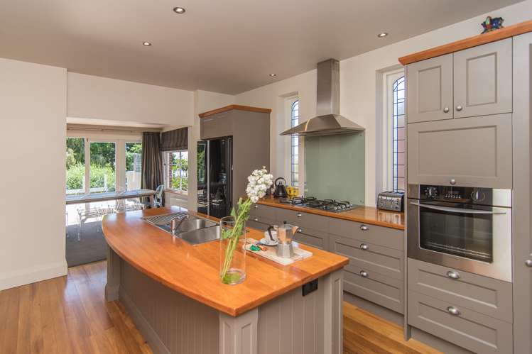 23 Kitchener Square Highfield_12