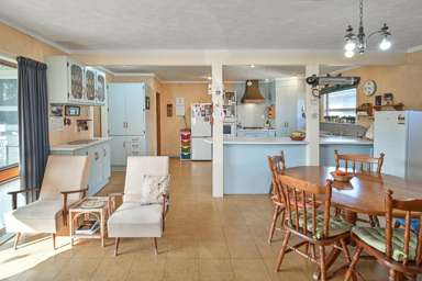 40 Downing Avenue_4