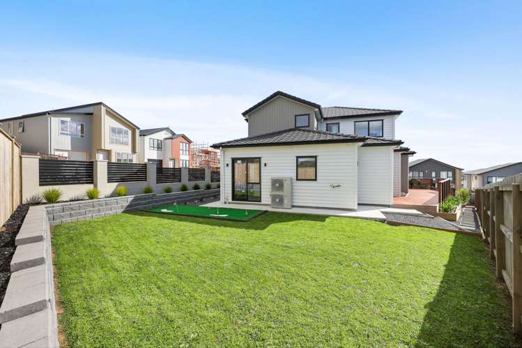 17 Ballyalton Crescent Flat Bush_23