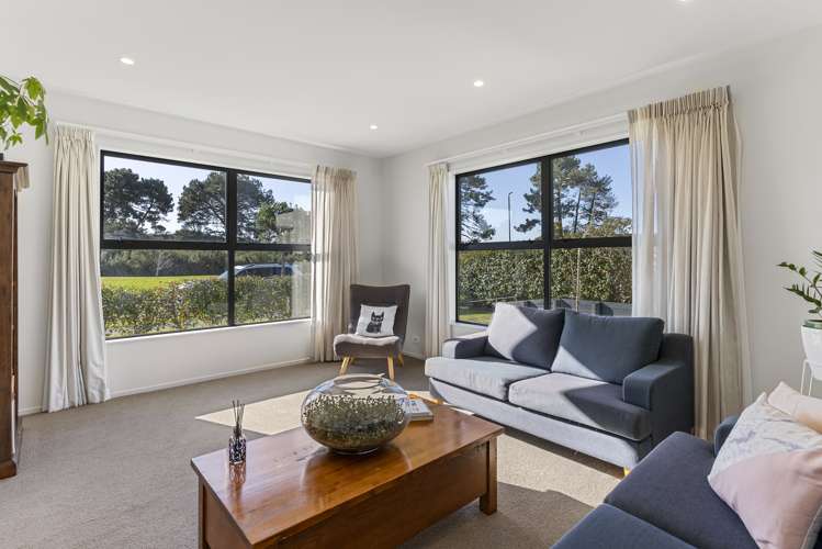 35 Kahawairahi Drive Beachlands_10