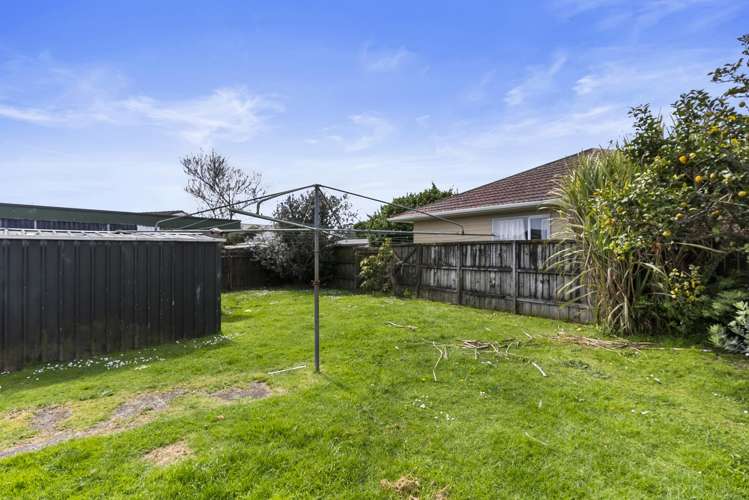 127 Maplesden Drive Clendon Park_14